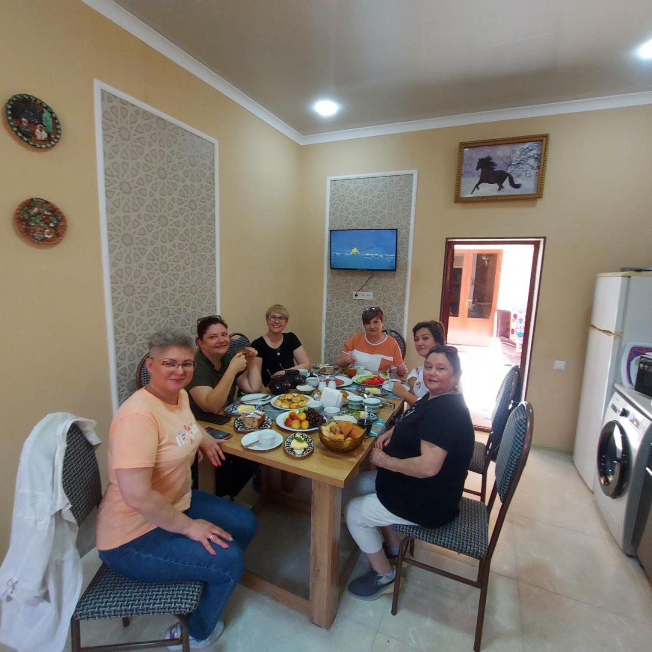 Old Safari Golden Location Guest House Buxoro Luaran gambar